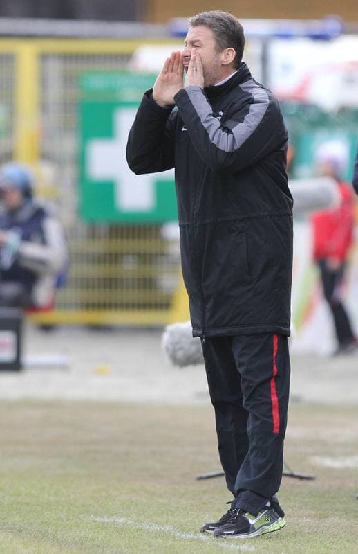 Football. T-Mobile Ekstraklasa. Podbeskidzie Bielsko-Biala - Zaglebie Lubin. 25.02.2012