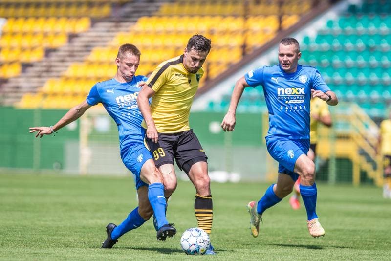 Football. Sparing. GKS Katowice - LKS Goczalkowice Zdroj. 24.07.2021