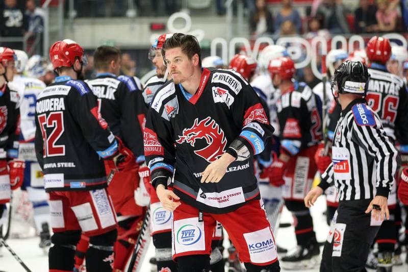 Ice Hockey. Tipsport Extraliga. Ocelari Trinec - Kometa Brno. 15.04.2018
