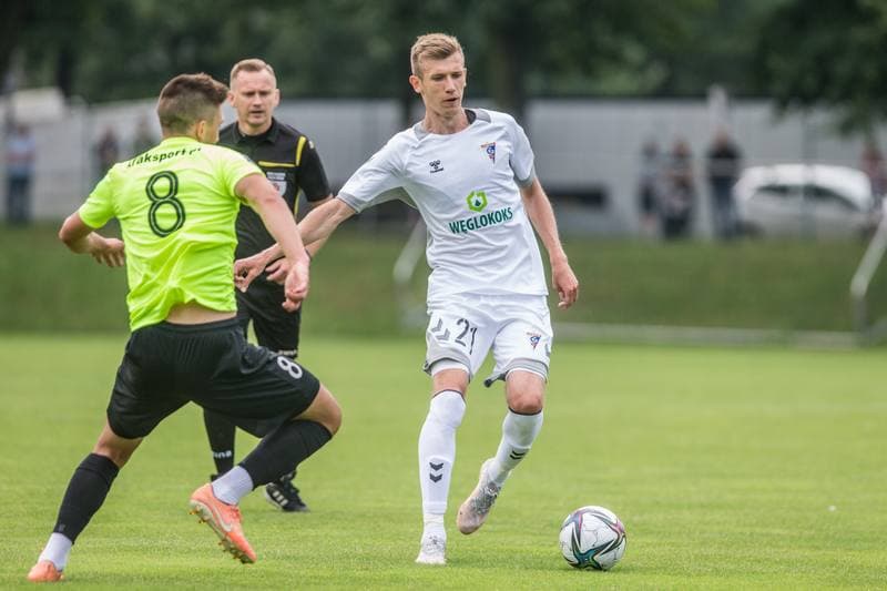 Football. Sparing. Gornik Zabrze - Puszcza Niepolomice. 03.07.2021