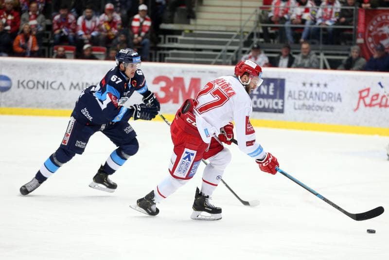 Ice Hockey. Tipsport Extraliga. Ocelari Trinec - Bily Tygri Liberec. 13.02.2019