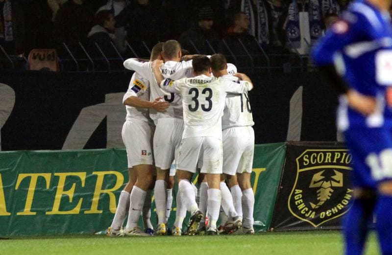 Football. Remes Puchar Polski. Ruch Chorzow - Pogon Szczecin. 06.04.2010
