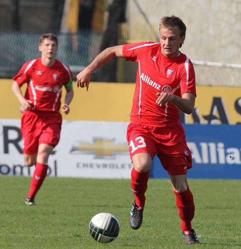 Football. Mloda Ekstraklasa. Gornik Zabrze - Jagiellonia Bialystok. 21.04.2011