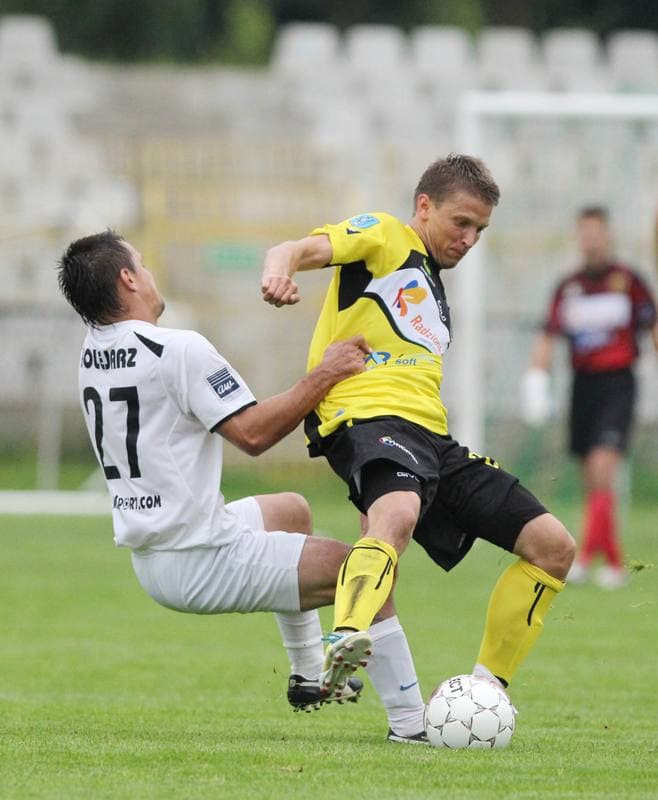 Football. I liga. Ruch Radzionkow - Kolejarz Stroze. 30.07.2011