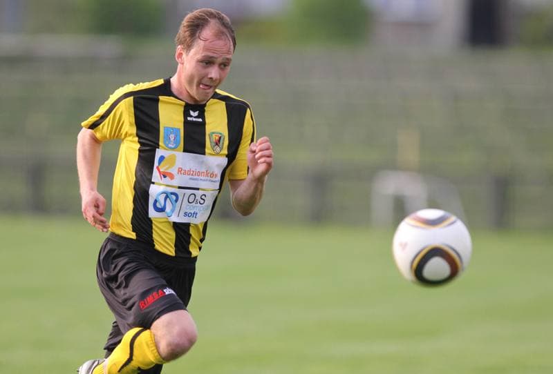 Football. Bytom I liga. Ruch Radzionkow - LKS Lodz. 29.04.2011
