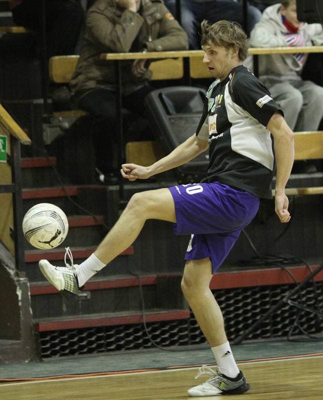 Handball. Charytatywny Mecz. NMC Powen Zabrze - Gornik Zabrze. 16.01.2011