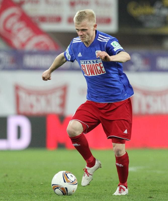 Football. I liga. Piast Gliwice - Olimpia Elblag. 18.04.2012