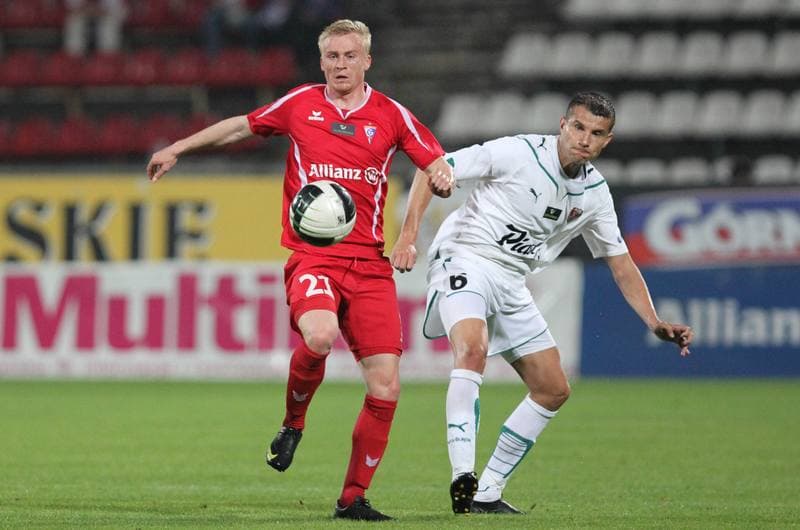 Football. T-Mobile Ekstraklasa. Gornik Zabrze - Slask Wroclaw. 04.12.2011