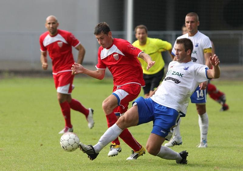 Football. Sparing. Polonia Bytom - MKS Kluczbork. 16.07.2011
