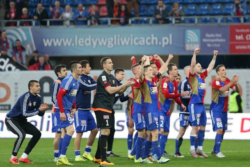 Football. Ekstraklasa. Piast Gliwice - Pogon Szczecin. 01.05.2016