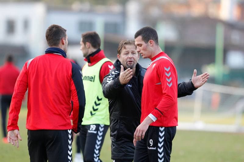 Football. GKS Tychy. Training. 02.11.2016