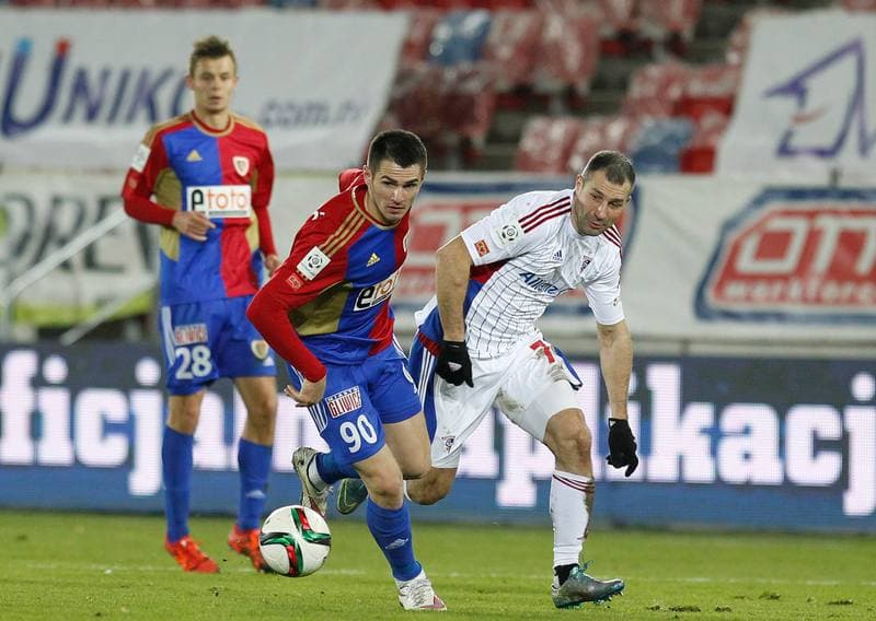 Football. T-Mobile Ekstraklasa. Gornik Zabrze - Piast Gliwice. 14.09.2014