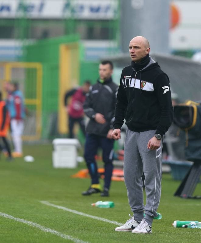 Football. I Liga. GKS Belchatow - Zaglebie Sosnowiec. 10.04.2016