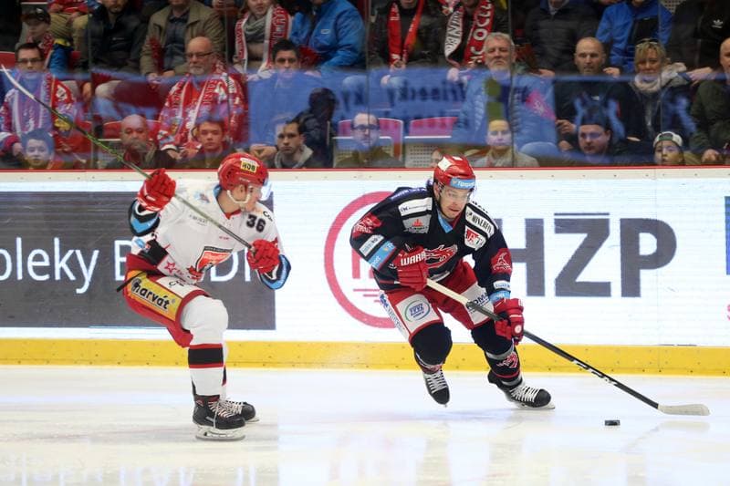 Ice Hockey. TipSport Extraliga. Ocelari Trinec - Mountfield Hradec Kralove. 02.04.2018