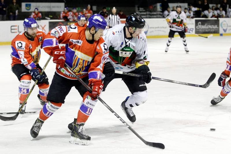 Ice Hockey. Polska Hokej Liga. GKS Tychy - Weglokoks Kraj Polonia Bytom. 02.01.2019