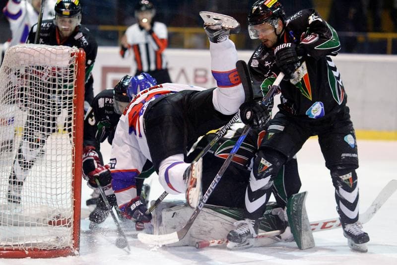Ice Hockey. Polska Hokej Liga. Tempish Polonia Bytom - GKS Tychy. 06.01.2017