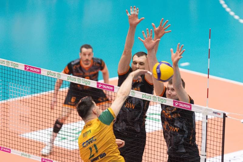 Volleyball. PlusLiga. Aluron CMC Warta Zawiercie - Jastrzebski Wegiel. 24.04.2024