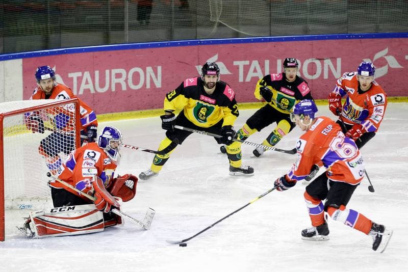 Ice Hockey. Tauron Hokej Liga. Tauron KH GKS Katowice - Weglokoks Kraj Polonia Bytom. 08.01.2019