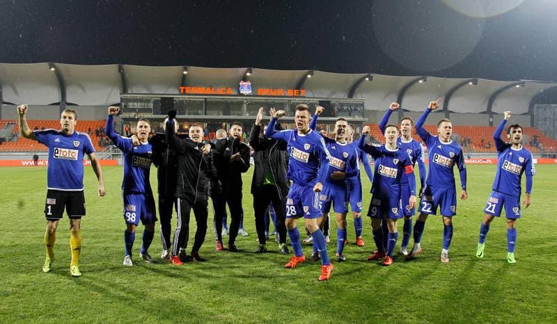 Football. PKO BP Ekstraklasa. Termalica Bruk-Bet Nieciecza - Piast Gliwice. 20.11.2015