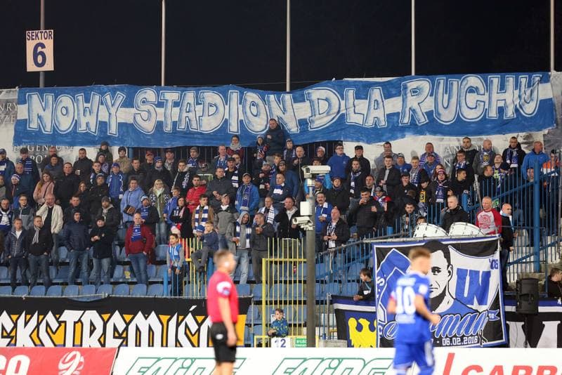 Football. II Liga. Ruch Chorzow - Siarka Tarnobrzeg. 10.11.2018