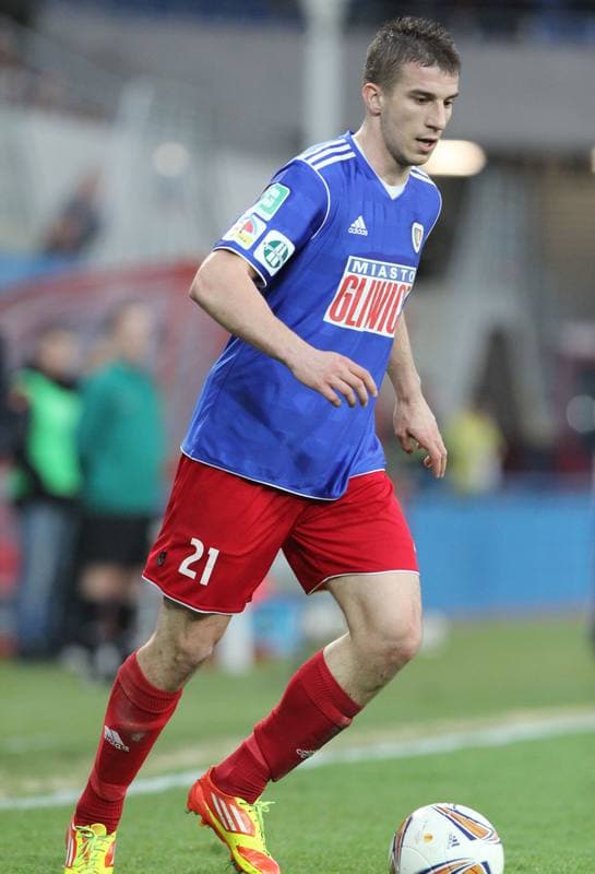 Football. I liga. Piast Gliwice - Olimpia Elblag. 18.04.2012