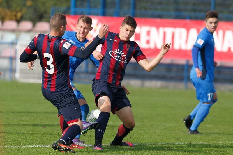 Football. Centralna Liga Juniorow. Piast Gliwice - Pogon Szczecin. 22.10.2016