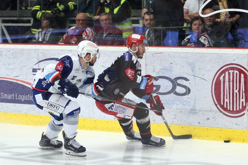 Ice Hockey. Tipsport Extraliga. Ocelari Trinec - Kometa Brno. 15.04.2018