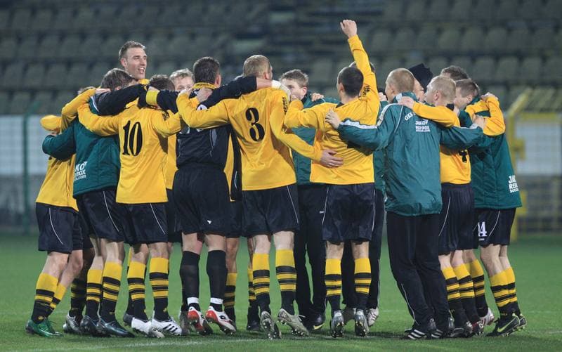 Football. I liga. GKS Katowice - Warta Poznan. 02.04.2010