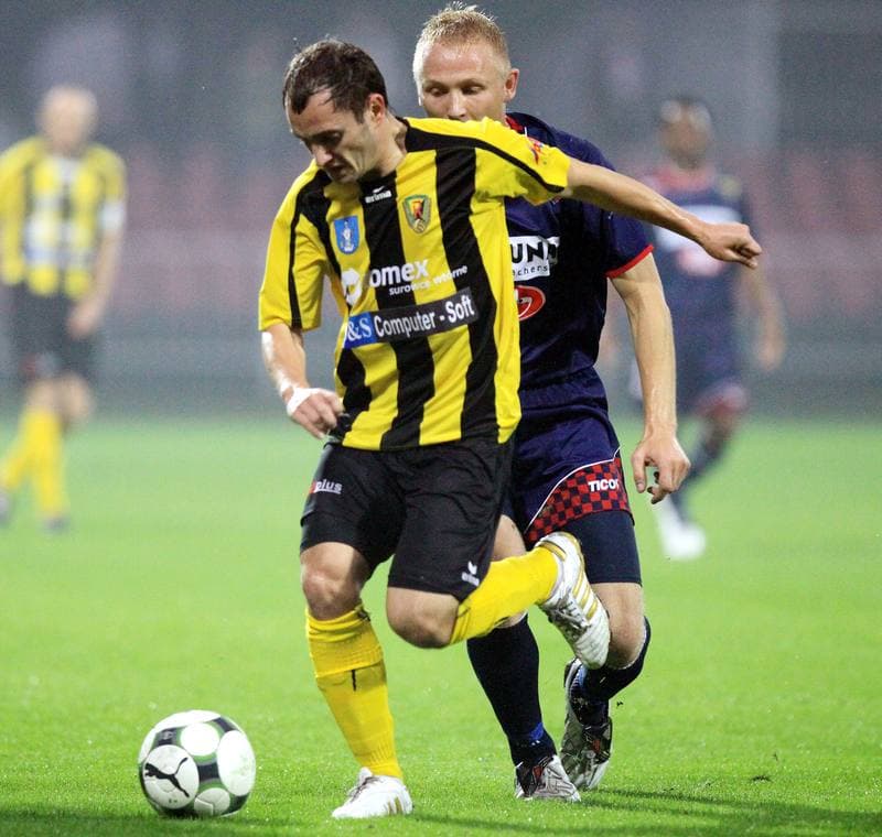 Football. I Liga. Odra Wodzislaw Slaski - Ruch Radzionkow. 11.09.2010