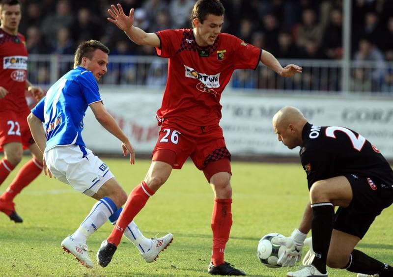 Football. Ekstraklasa. Odra Wodzislaw - Lech Poznan. 28.03.2010