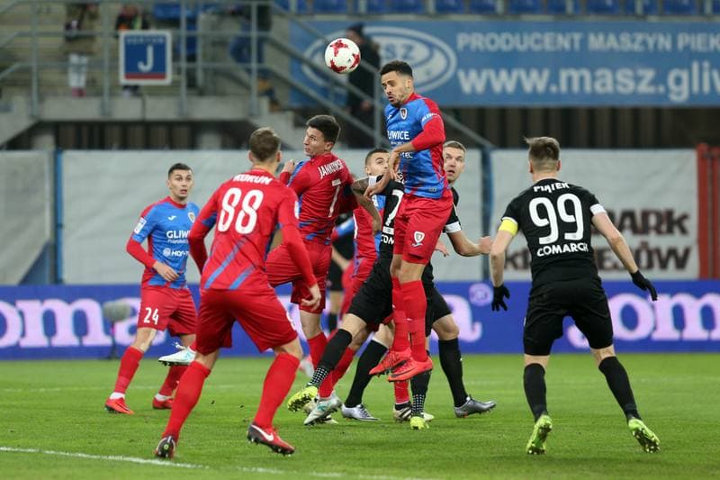 Football. Lotto Ekstraklasa. Piast Gliwice - Cracovia Krakow. 18.11.2017