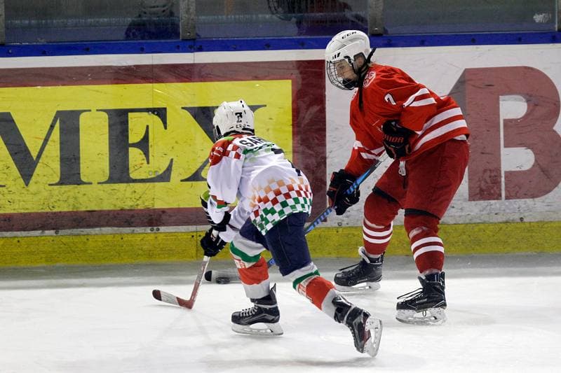 Ice Hockey. Slaska Liga Mlodzikow. UKS Zaglebie Sosnowiec - Reprezentacja Polski Kobiet. 18.10.2018