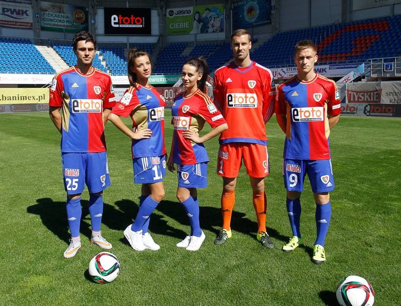Football. Piast Gliwice. Press Conference. 17.09.2015