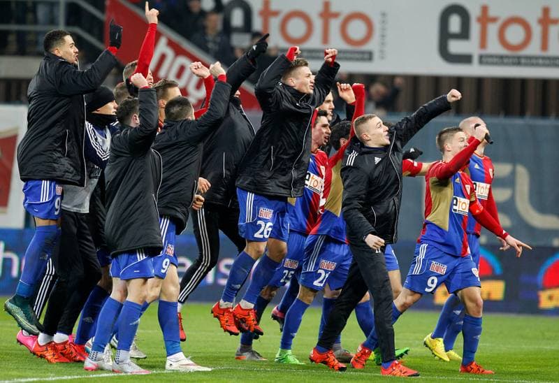 Football. PKO BP Ekstraklasa. Piast Gliwice - Ruch Chorzow. 27.11.2015