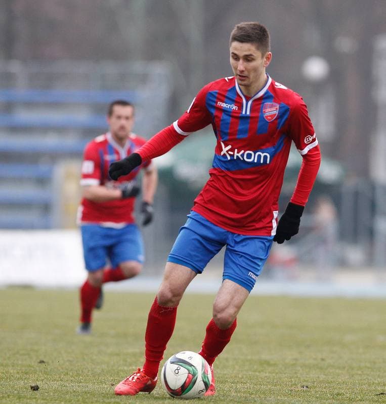 Football. II Liga. Radomiak Radom - Rakow Czestochowa. 05.03.2016