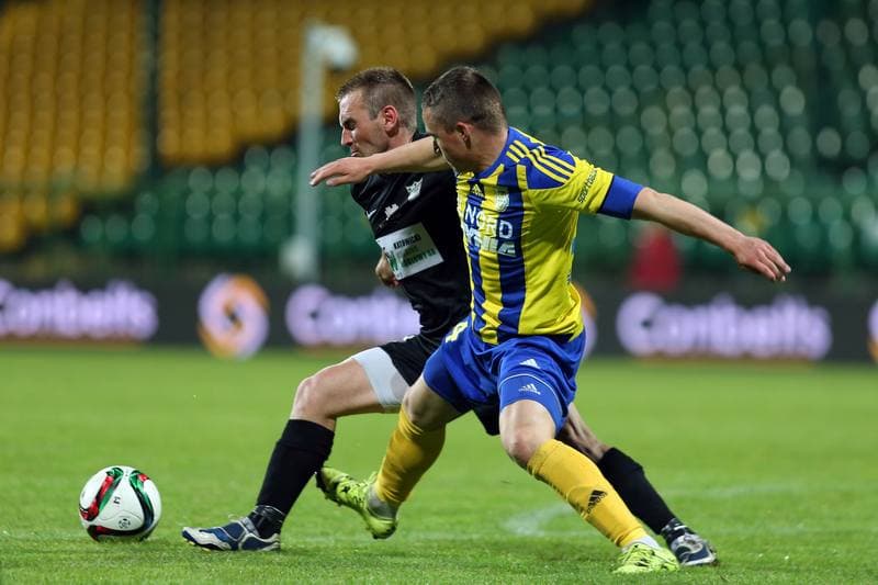 Football. I liga. Rozwoj Katowice - Arka Gdynia. 06.05.2016