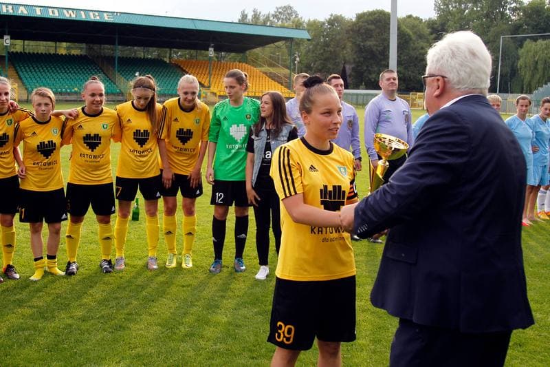 Football. Women's II Liga. GKS Katowice - Jaskolki Chorzow. 19.06.2016