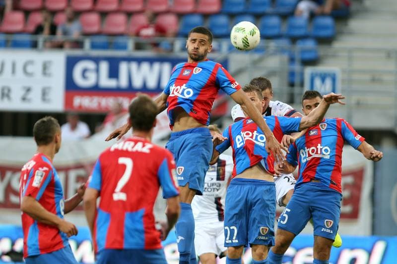 Football. Lotto Ekstraklasa. Piast Gliwice - Pogon Szczecin. 20.08.2016