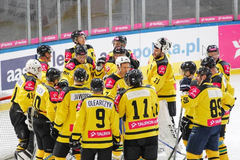Ice Hockey. Charity Match. Tauron KH GKS Katowice - Byki Tauron. 01.04.2017