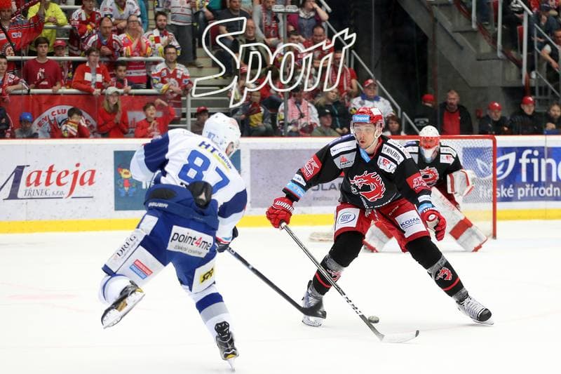 Ice Hockey. Tipsport Extraliga. Ocelari Trinec - Kometa Brno. 14.04.2018