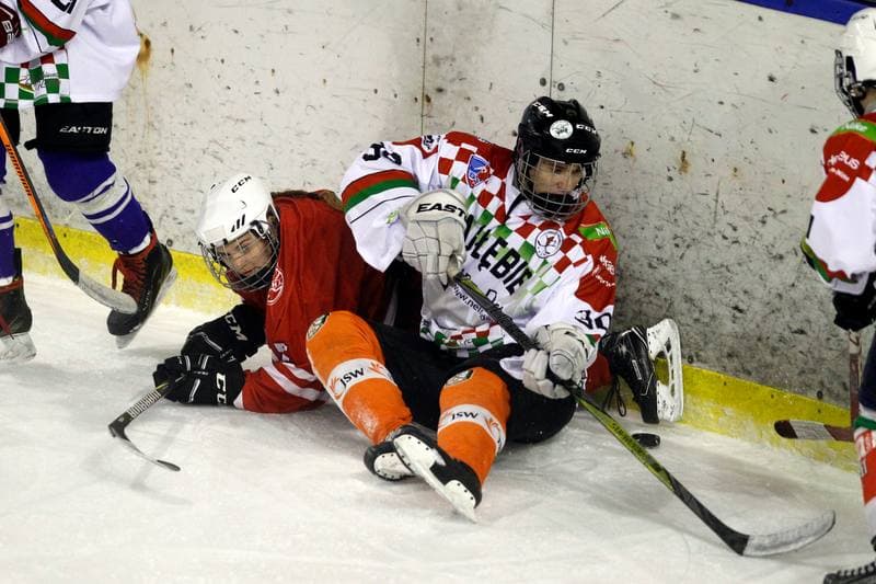 Ice Hockey. Slaska Liga Mlodzikow. UKS Zaglebie Sosnowiec - Reprezentacja Polski Kobiet. 18.10.2018