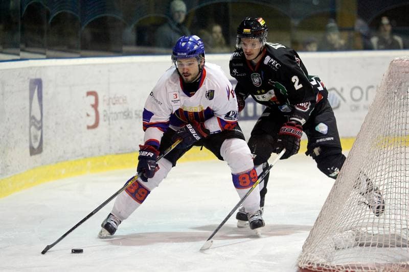 Ice Hockey. Polska Hokej Liga. Tempish Polonia Bytom - GKS Tychy. 15.02.2017