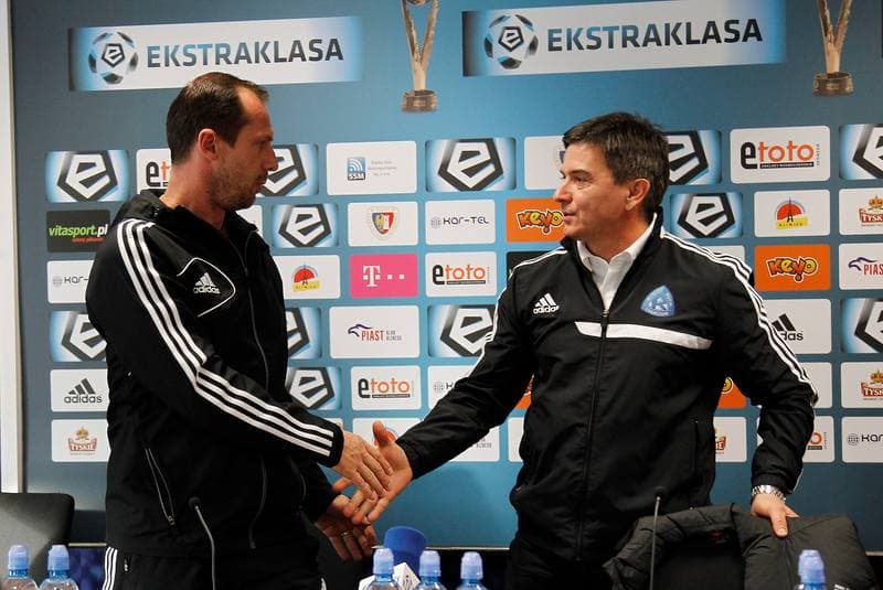 Football. Piast Gliwice. Press Conference. 25.11.2015