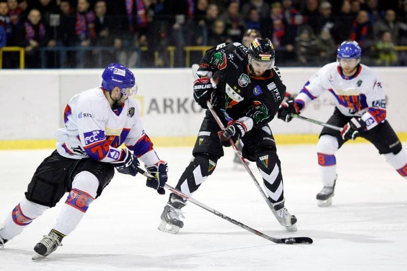 Ice Hockey. Polska Hokej Liga. Tempish Polonia Bytom - GKS Tychy. 11.03.2017