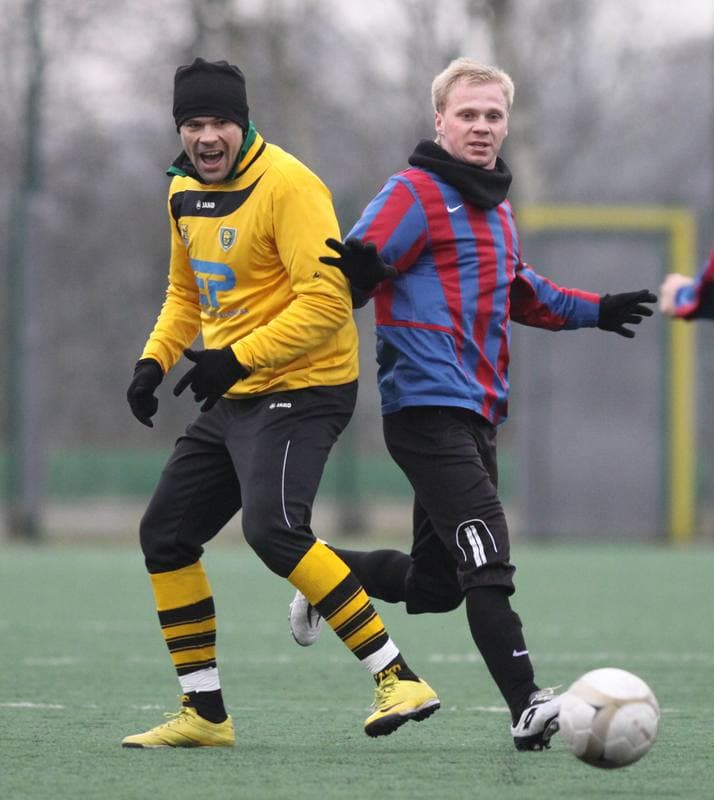 Football. Sparing. GKS Katowice - LZS Lesnica. 05.02.2011