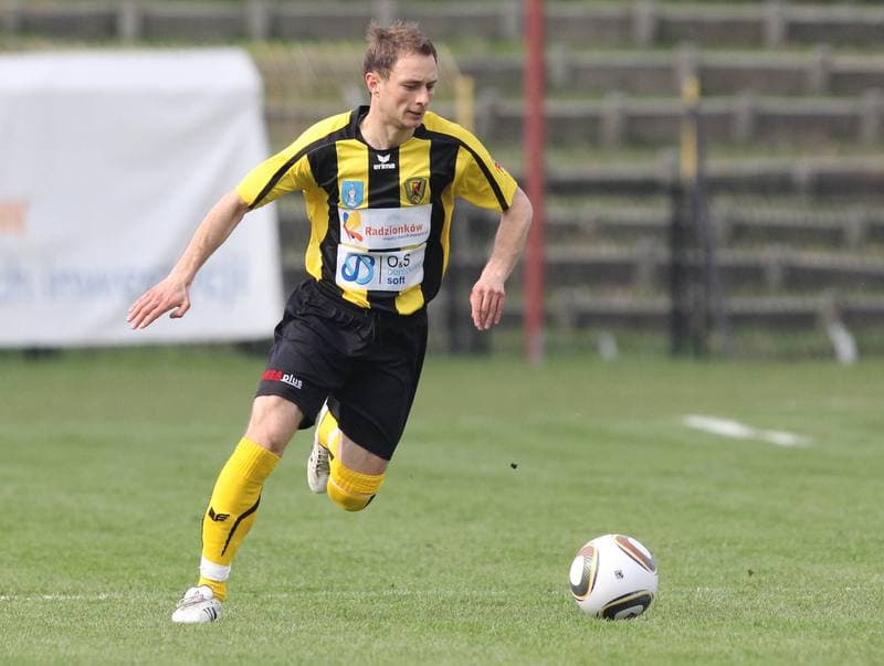 Football. Podbeskidzie Bielsko-Biala. Ruch Radzionkow - Odra Wodzislaw Slaski. 19.04.2011