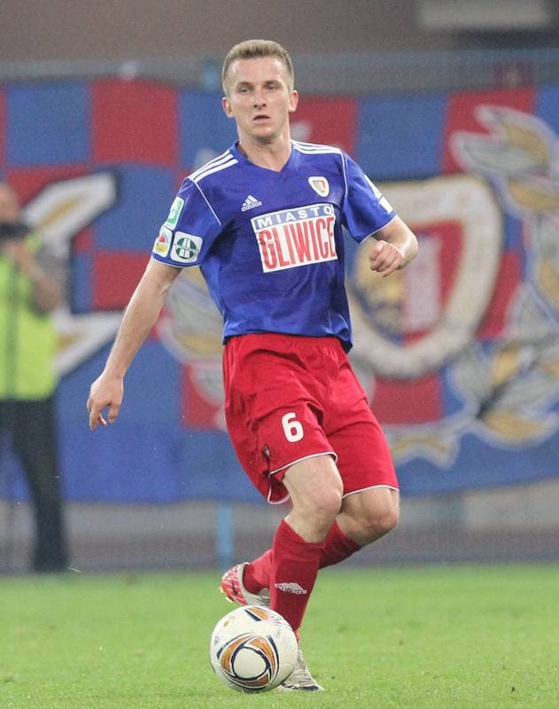 Football. I liga. Piast Gliwice - Ruch Radzionkow. 27.04.2012
