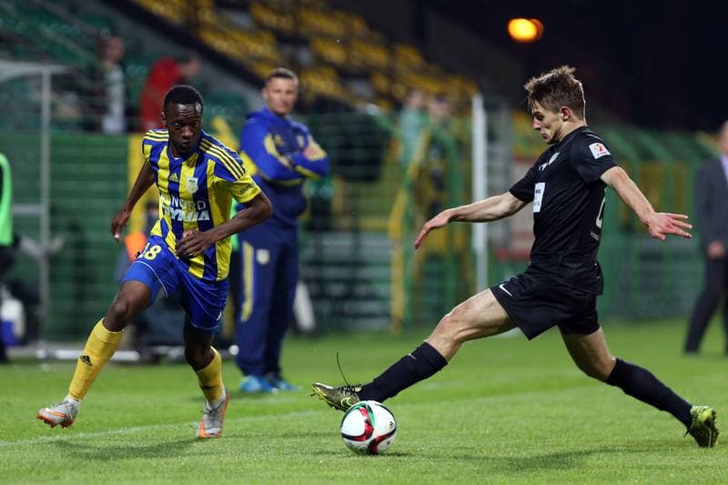 Football. I liga. Rozwoj Katowice - Arka Gdynia. 06.05.2016