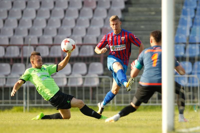 Football. Haiz IV Liga. Polonia Bytom - GKS Radziechowy-Wieprz. 30.05.2018