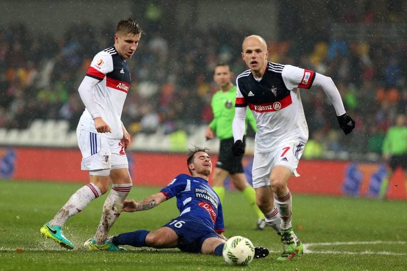 Football. I Liga. Podbeskidzie Bielsko-Biala - Gornik Zabrze. 06.11.2016